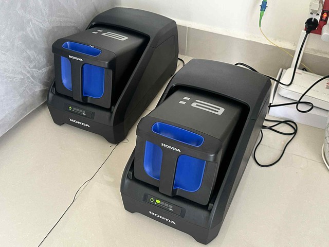 3 LƯU Ý KHI SẠC PIN THÁO RỜI CHO XE MÁY ĐIỆN