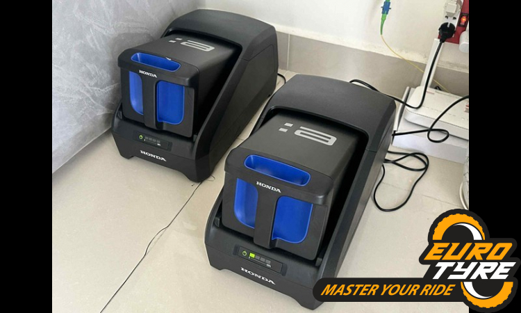 3 LƯU Ý KHI SẠC PIN THÁO RỜI CHO XE MÁY ĐIỆN